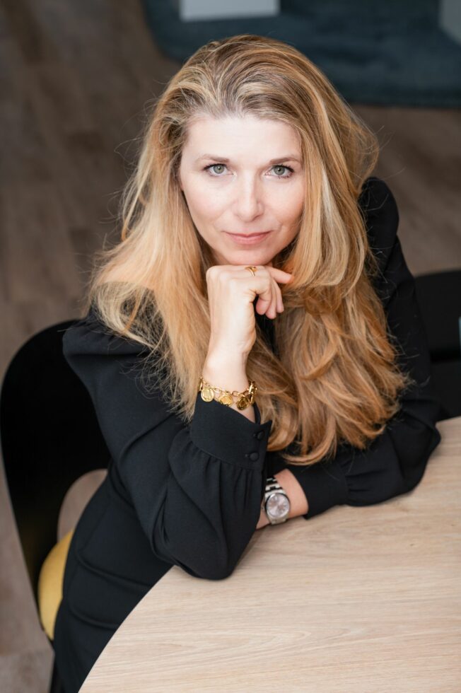 CLAIRE KORALEWSKI_4_LSWEB